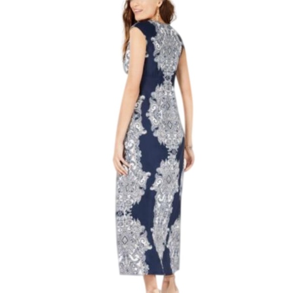 Printed Maxi Dress - Picture 4 of 6